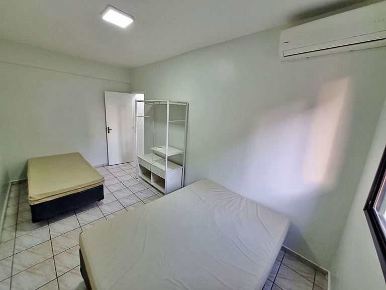 01 dorm c/Ar Cond, Wi-Fi (300mb), Varanda, Piscina