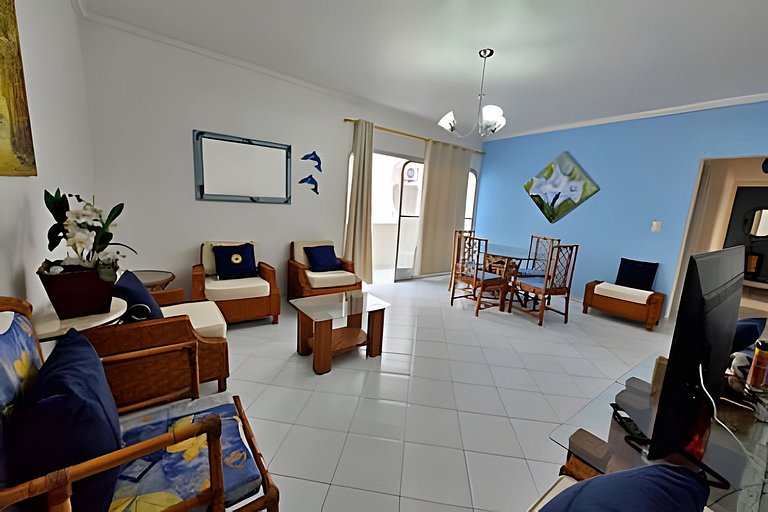 02 dorms c/suíte, Varanda, só 02 quadras da praia