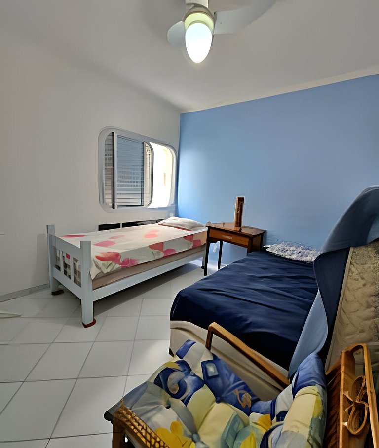 02 dorms c/suíte, Varanda, só 02 quadras da praia
